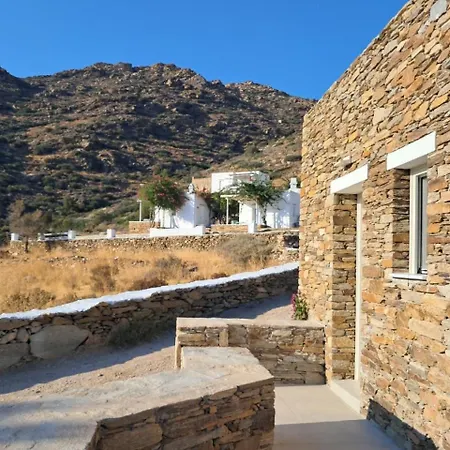 Ostria Village * 迈洛波塔斯