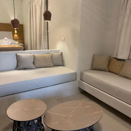 Ostria Village * 迈洛波塔斯